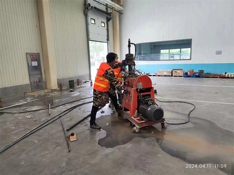 稷山厂房地面下沉塌陷注浆加固施工